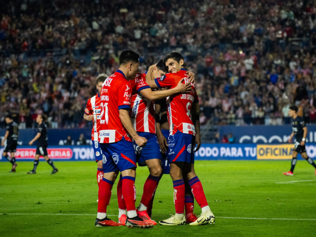 Chivas mantiene racha negativa de visita tras caer ante San Luis