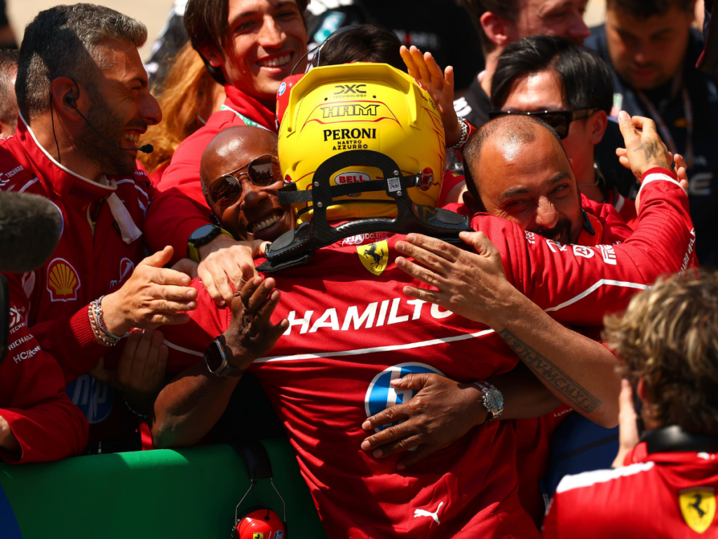 Hamilton ganó en China con Ferrari