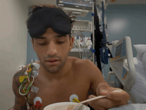 Jorge Martín deja el hospital, pero continúa recuperación en Qatar