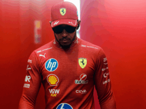 RALF SCHUMACHER VE A HAMILTON “TOTALMENTE PERDIDO” EN FERRARI