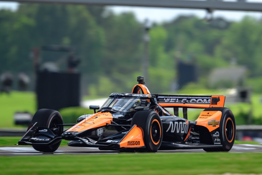 “Pato” O’Ward logró un destacado sexto lugar en el Gran Premio de Alabama