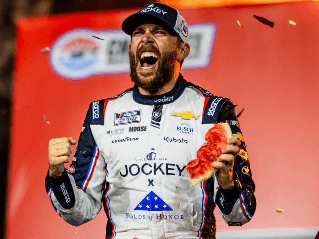 ROSS CHASTAIN DE ÚLTIMO A GANAR LA COCA-COLA 600