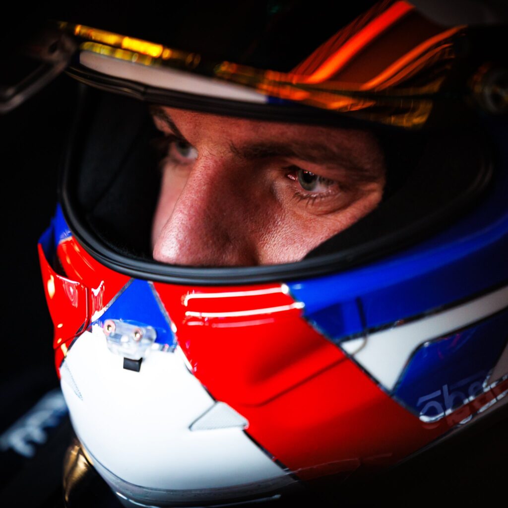 Verstappen intentó pasar desapercibido en la NLS/Imagen: X (@Max33Verstappen)
