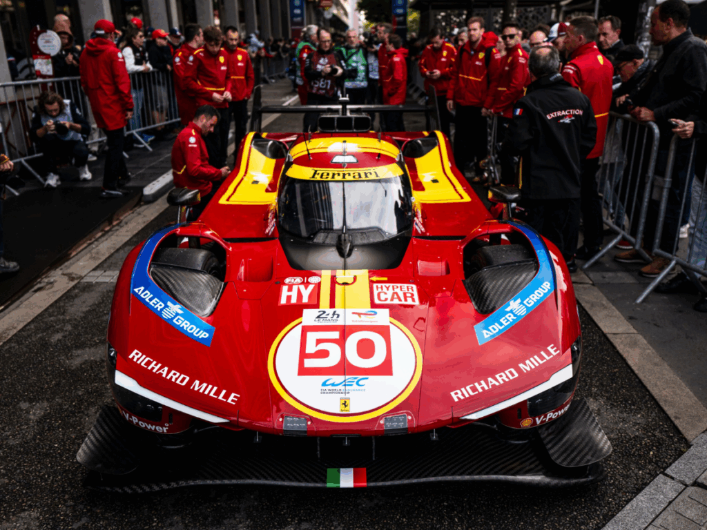 LAS 24 HORAS DE LE MANS SE PUSIERON EN MARCHA