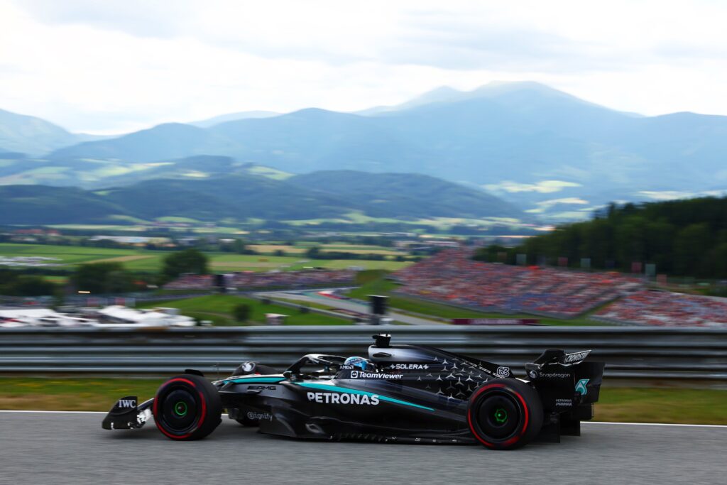 RUSSEL Y NORRIS SE ADUEÑAN DE LAS PRIMÉRAS PRÁCTICAS EN AUSTRIA
