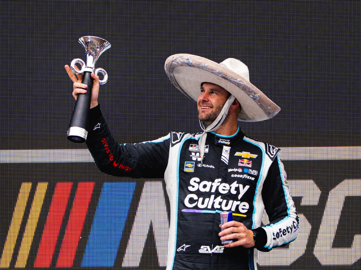 VAN GISBERGEN TRIUNFÓ EN LA PRIMERA CARRERA DE NASCAR EN MÉXICO