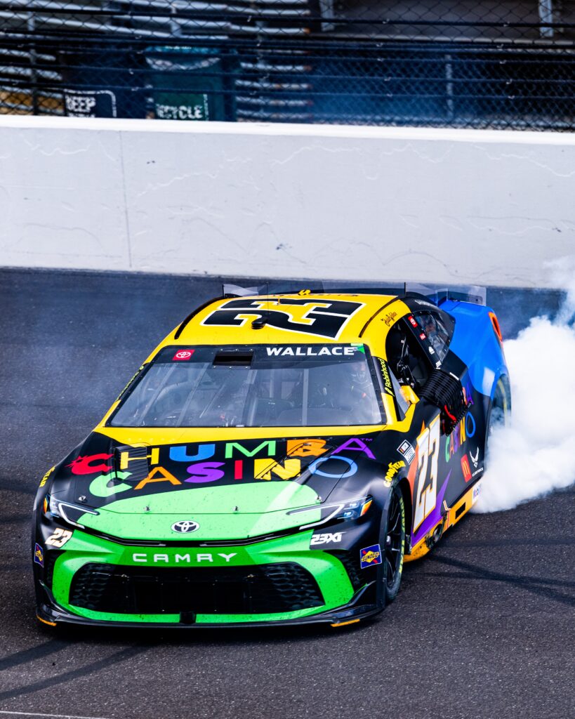 Primera victoria desde 2022 para Bubba Wallace/Imagen: X (@NASCAR)