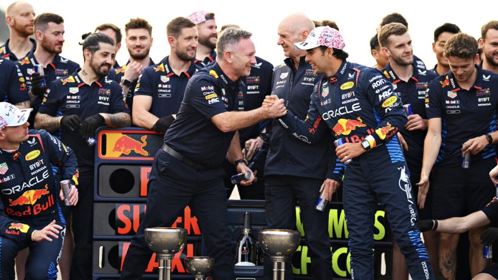 Horner y Checo se podrían reencontrar en Cadillac/Imagen: X (@redbullracing)