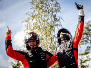 KALLE ROVANPERÄ Y TOYOTA SE IMPONEN EN FINLANDIA