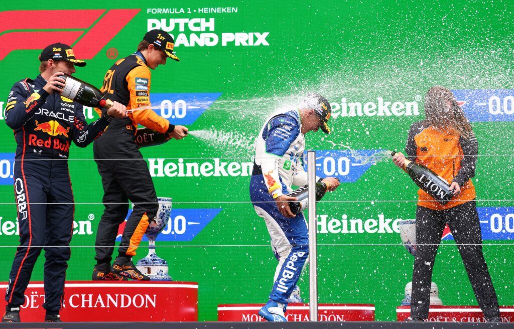 Piastri, Verstappen y Hadjar, el podio en Zandvoort/Imagen: X (@F1)