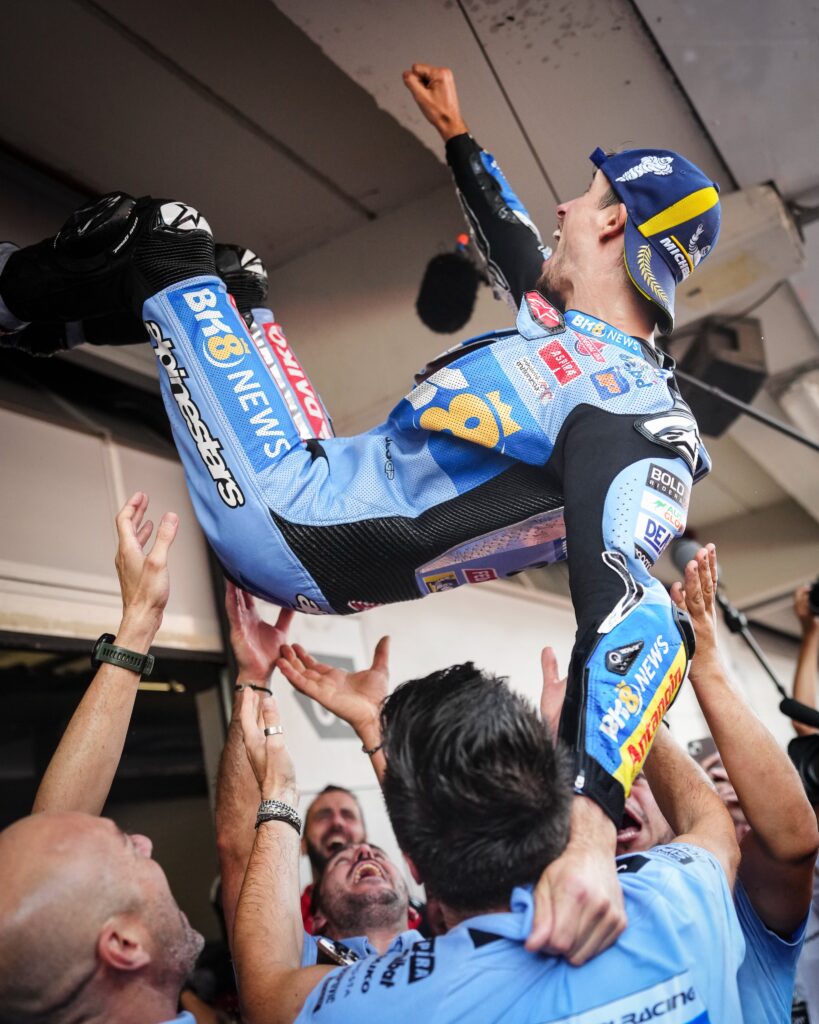 Álex Márquez cortó la racha de su hermano en Cataluña/Imagen: X (@MotoGP)