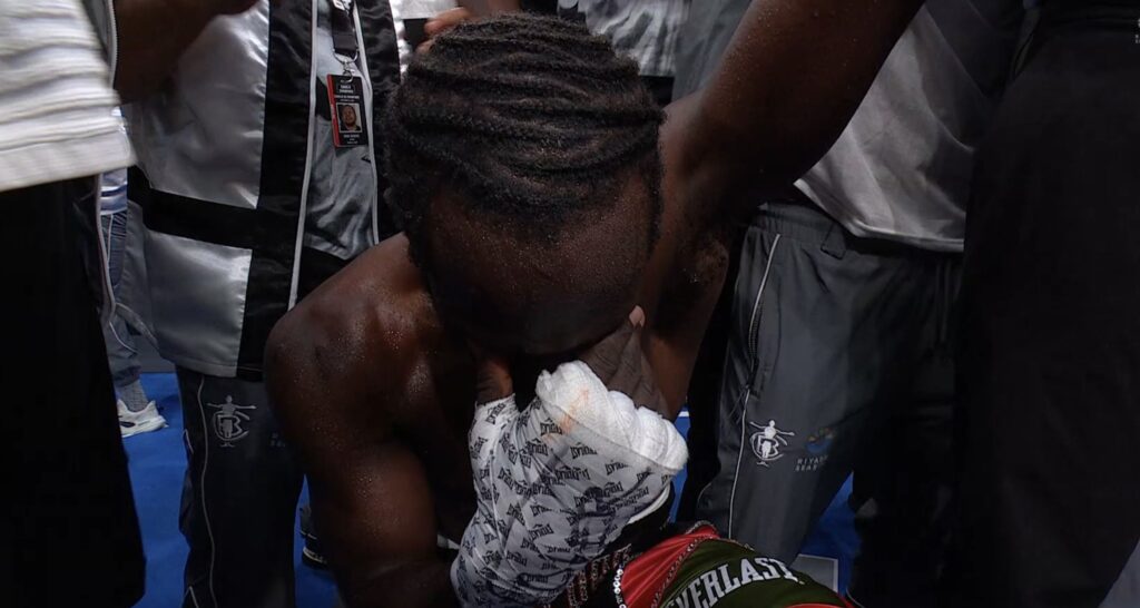 Crawford ganó por decisión unánime/Imagen: X (@netflix)