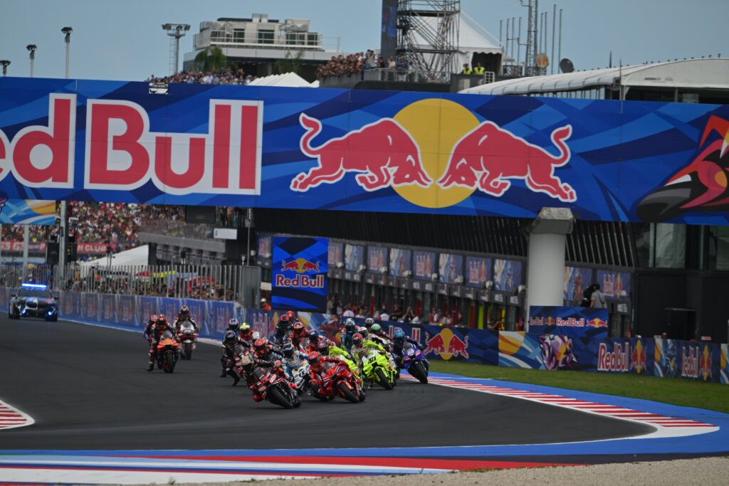 Marc y Marco libraron una dura batalla por la victoria/Imagen: X (@Michelin_Sport)