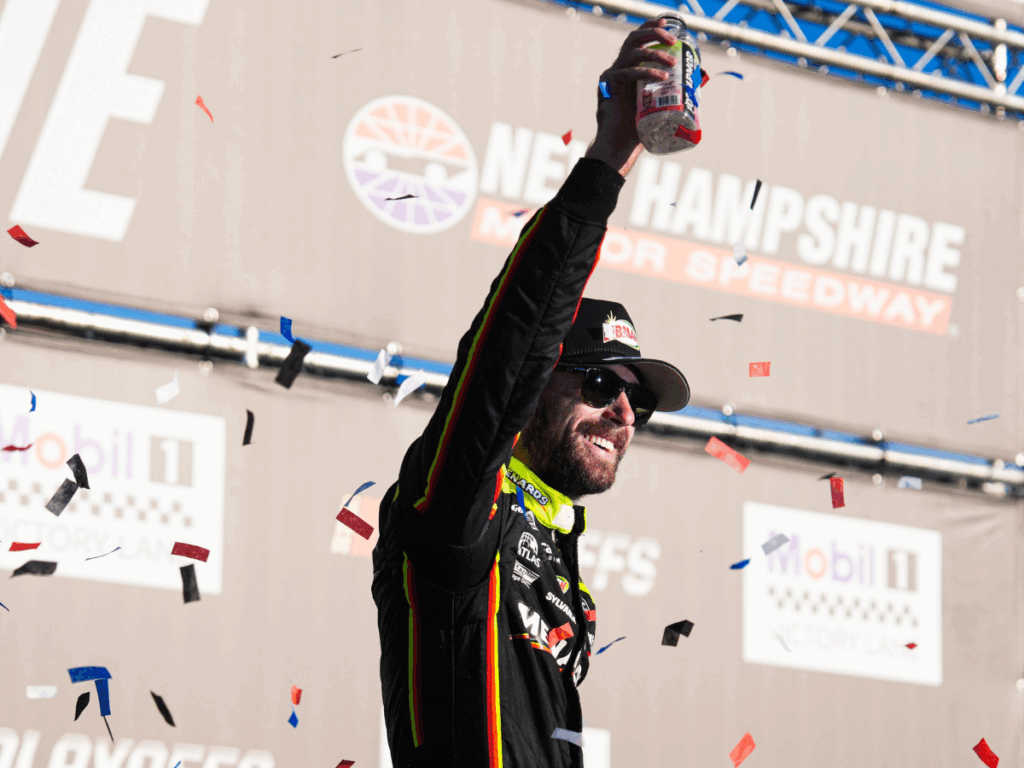 RYAN BLANEY CLASIFICÓ A LA RONDA DE 8 CON VICTORIA EN NEW HAMPSHIRE