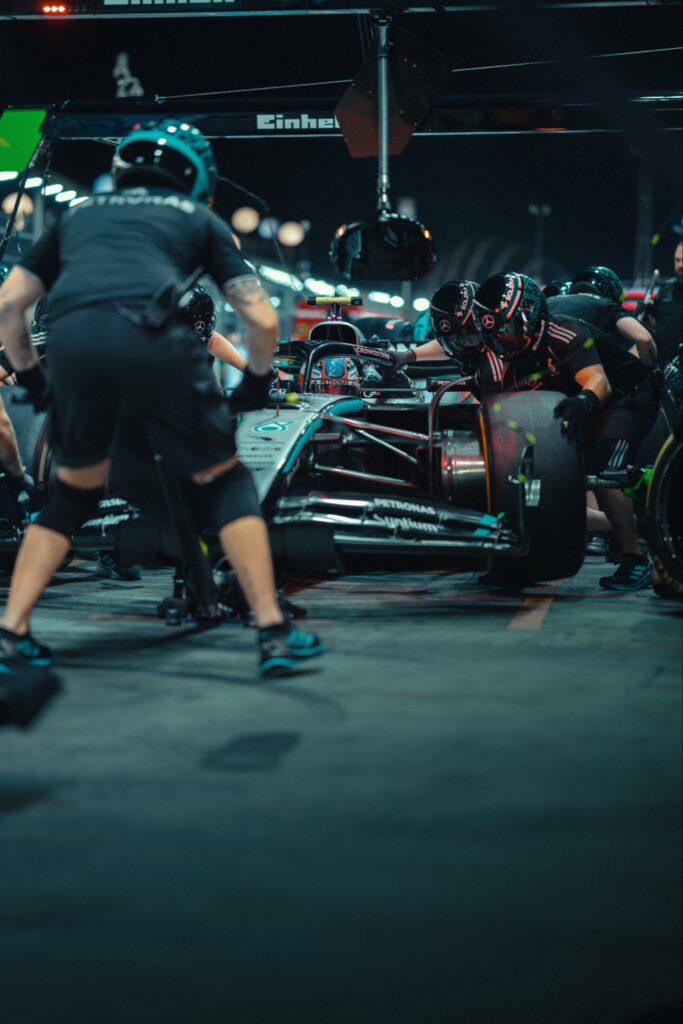 Mercedes mantiene a sus dos pilotos/Imagen: X (@MercedesAMGF1)