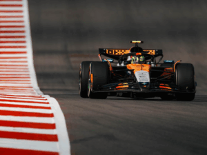 NORRIS PEGA PRIMERO EN AUSTIN Y SE LLEVA LA ÚNICA PRÁCTICA