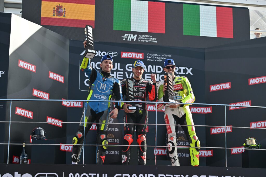 El podio del GP de Valencia en MotoGP/Imagen: X (@Michelin_Sport)