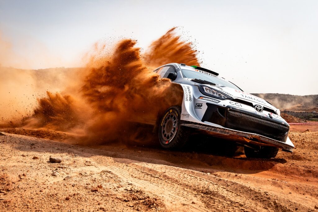 Los contendientes al título no la pasaron bien/Imagen: X (@OfficialWRC)