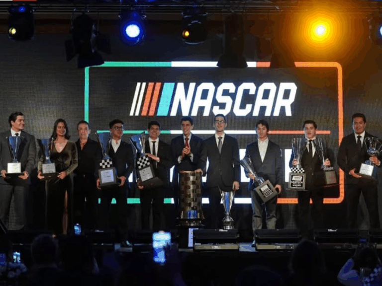NASCAR MÉXICO PREMIÓ A LOS MEJORES EN LA NOCHE DE CAMPEONES 2025