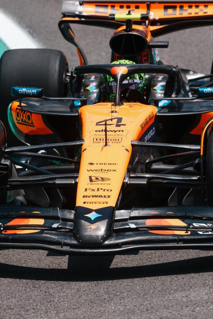 Norris superó a Piastri/Imagen: X (@McLarenF1)