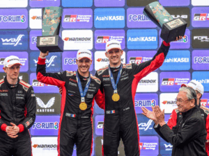 SÉBASTIEN OGIER GANÓ EL RALLY DE JAPÓN Y ALARGÓ EL CAMPEONATO