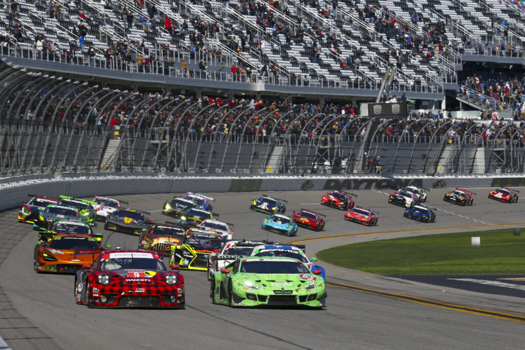 61 autos inscritos para las 24 Horas de Daytona/Imagen:X (@Rolex24Hours)