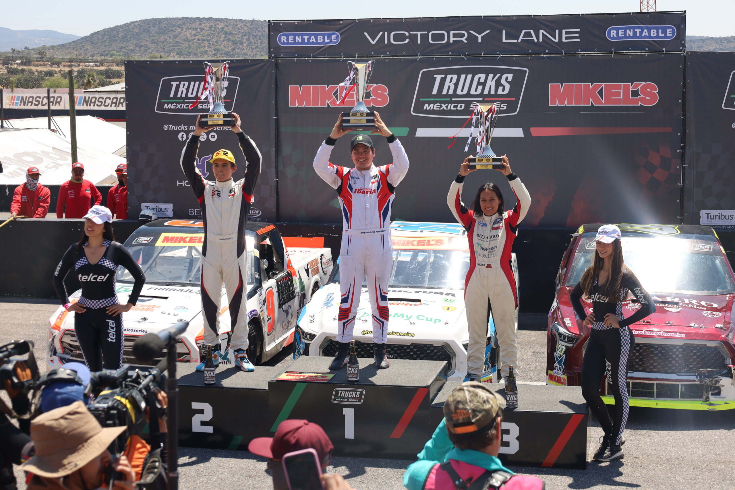 PODIO QUE AVISA: ARANDA QUIERE EL CAMPEONATO 🔥🏁