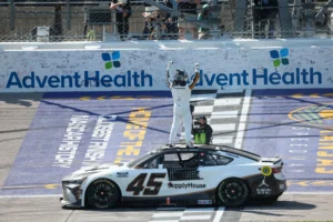 REDDICK ENCIENDE KANSAS Y JORDAN EXPLOTA