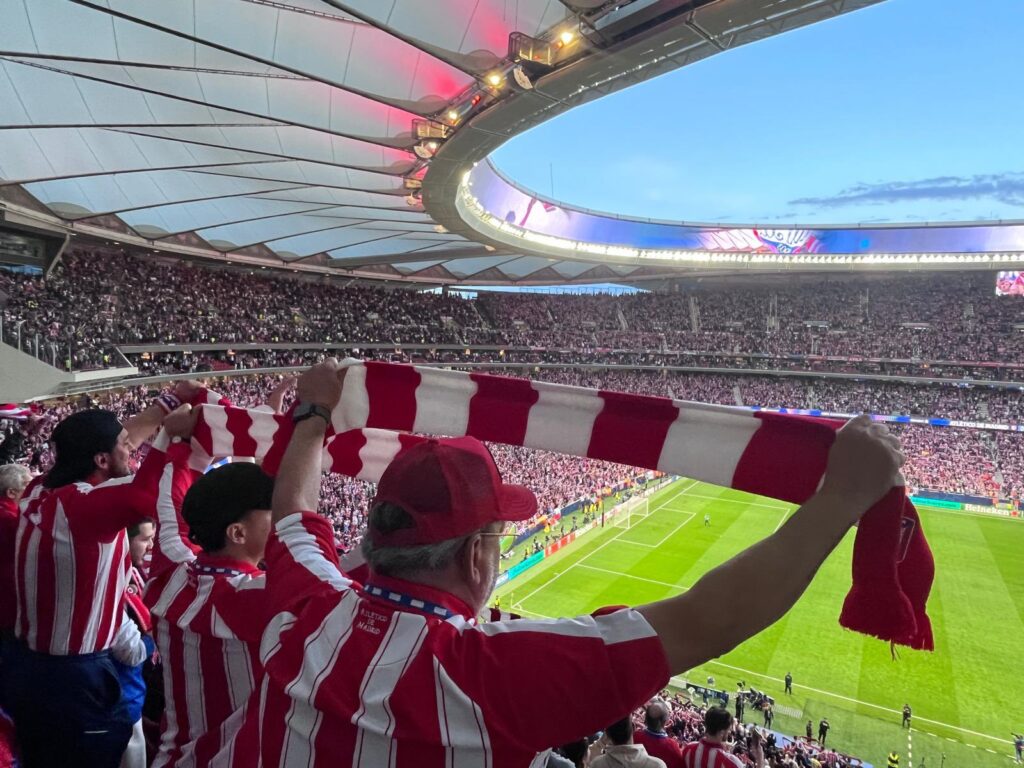 GOLEADA EN PARÍS Y TENSIÓN EN MADRID DEJAN FINAL EN EL AIRE