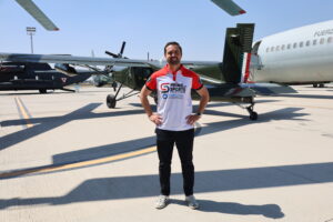 GOULART NO QUIERE SOLTAR LA CIMA