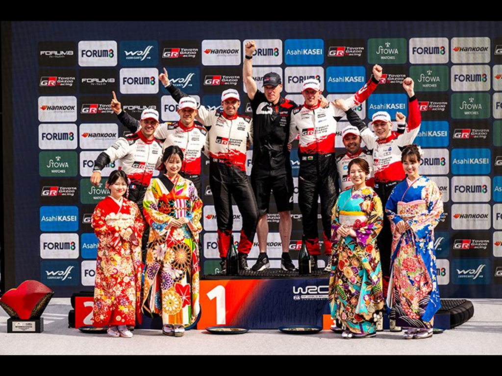 ELFYN EVANS REFUERZA SU CANDIDATURA AL TÍTULO TRAS IMPONERSE EN JAPÓN