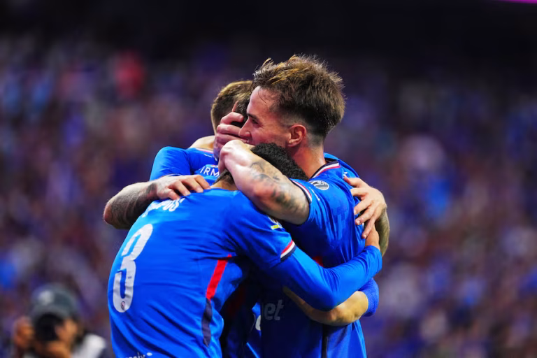 LA MÁQUINA RECIBE A CHIVAS EN UNA SEMIFINAL CON OLOR A FINAL