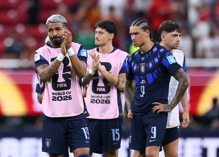 URUGUAY SE HUNDE ⚽🔥