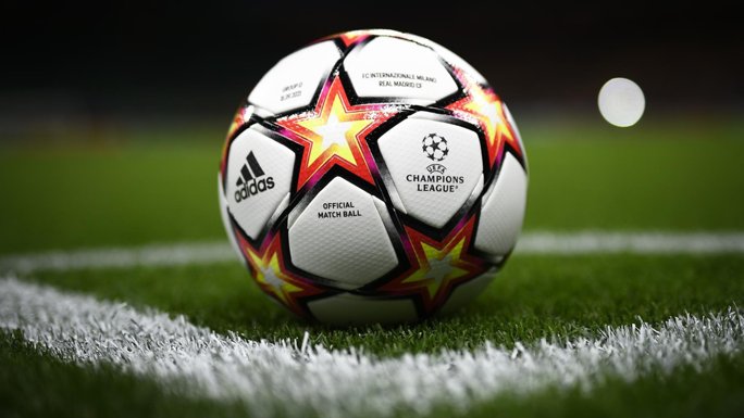 CHAMPIONS SIN TREGUA
