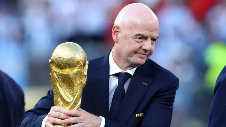 INFANTINO, CONTRA LAS CUERDAS ⚽🔥