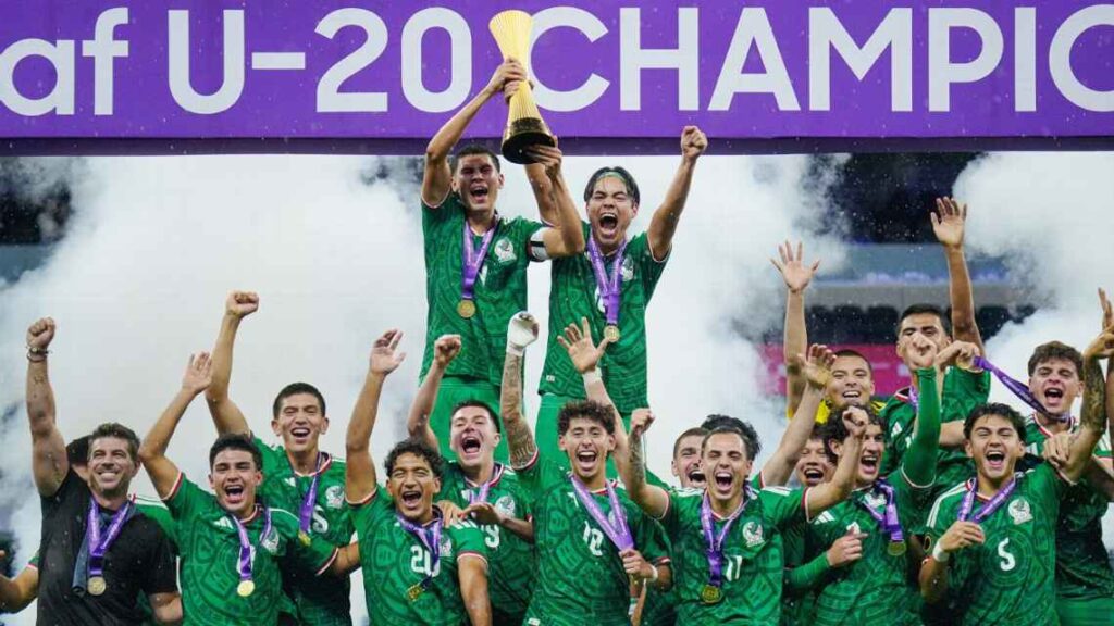 MÉXICO RECUPERA EL TRONO DE CONCACAF