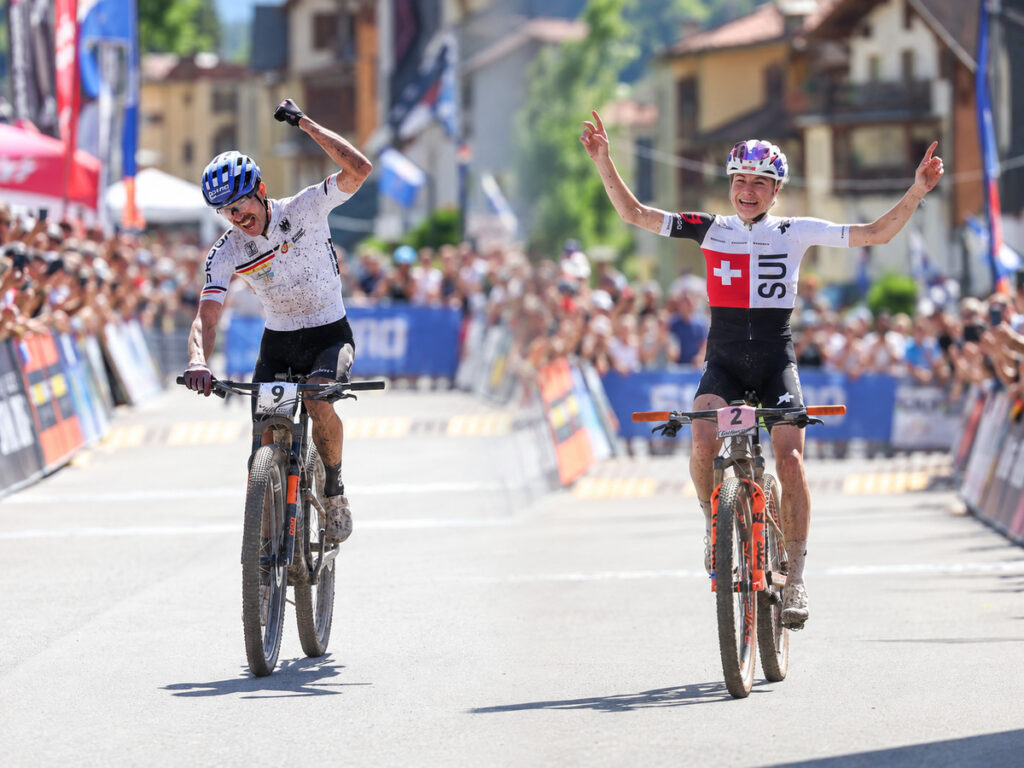DOS NUEVOS CAMPEONES MUNDIALES EN CICLISMO DE MONTAÑA