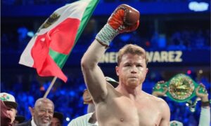 “CANELO” MANTIENE SU COMBATE EN RIAD
