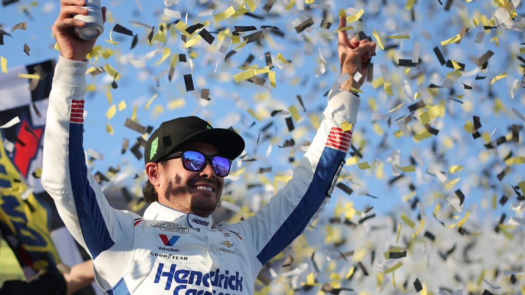 LARSON DOMA EL CAOS DE TALLADEGA