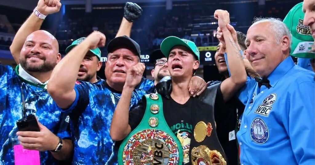 MENDOZA SACUDE AL MUNDO DEL BOXEO