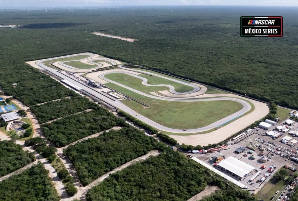 YUCATÁN VIBRÓ CON LA DOBLE FECHA NASCAR