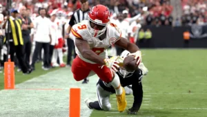 CHIEFS CONSERVA EL INVICTO EN LAS VEGAS
